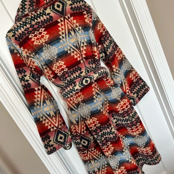 Pendleton Multicolor Patterned Robe - Picture 8 of 12
